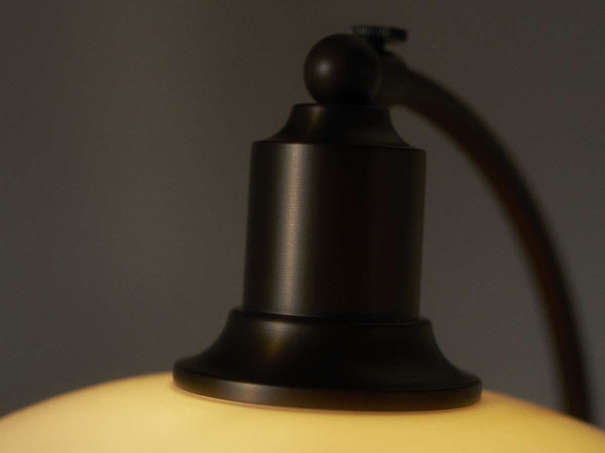 Louis Poulsen PH 2/2 Luna Aged Brass Opal Table / ルイスポールセン PH 2/2 ルナ エイジド・ブラス オパール テーブル （ライト・照明 > テーブルランプ） 26