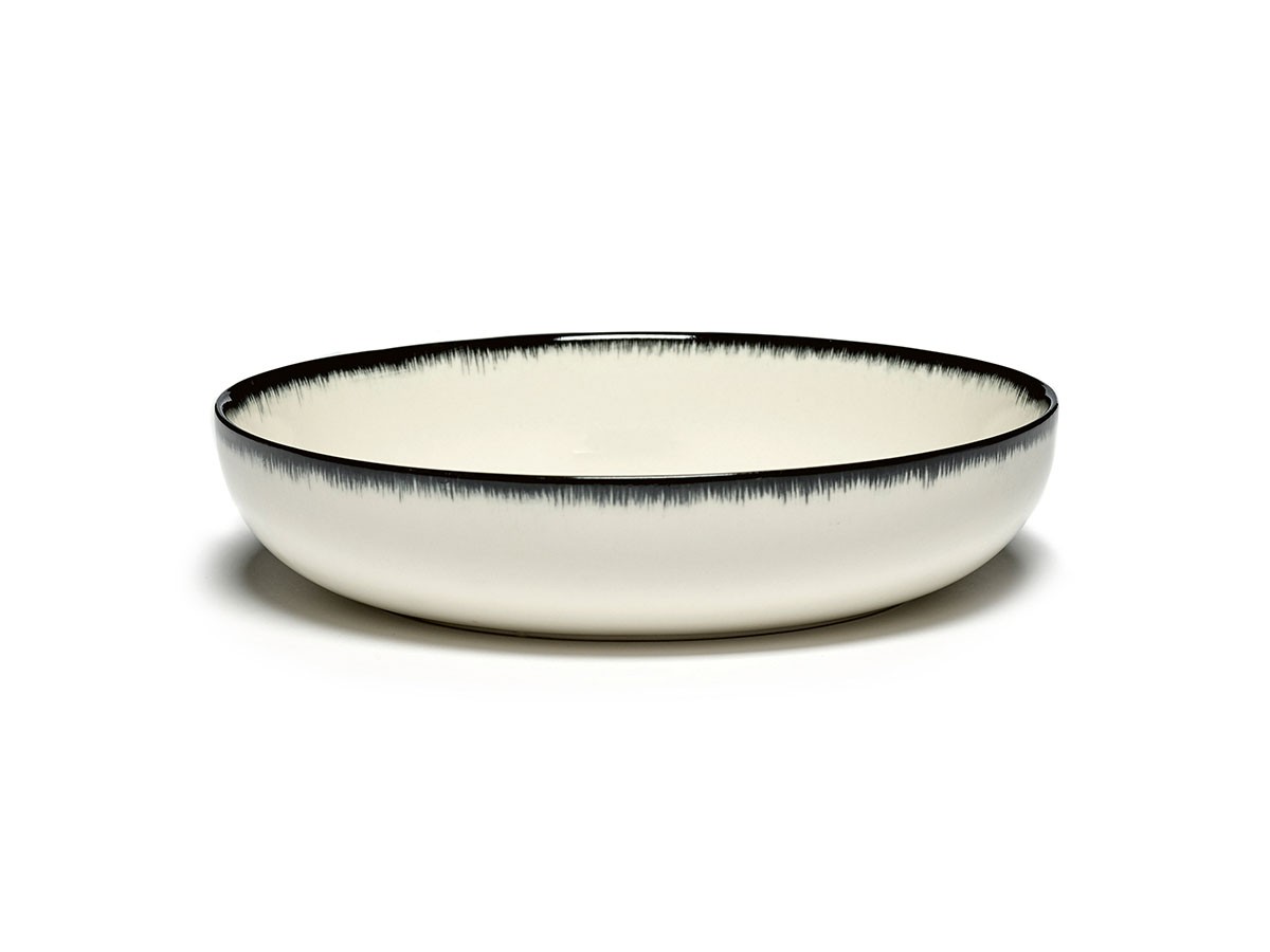 SERAX DE by ANN DEMEULEMEESTER
High Plate 18.5cm White/Black Variation A