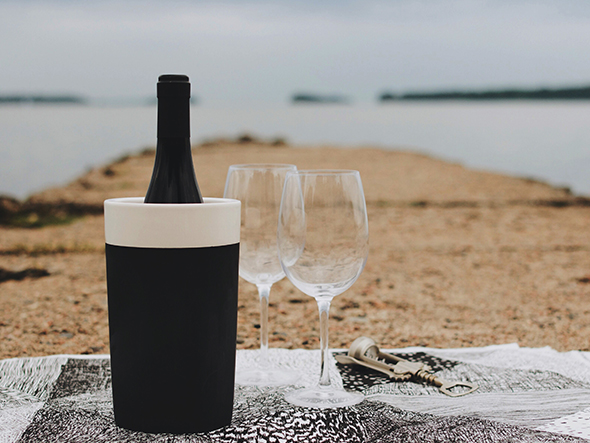 Magisso COOLING CERAMICS WHITE
Wine Cooler / マギッソ クーリング・セラミックス ホワイトライン
ワインクーラー （食器・テーブルウェア > クーラー・ワインクーラー） 5