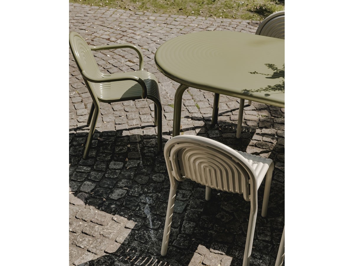 Tom Dixon. Groove Obround Table 185 / トム・ディクソン グルーヴ オブラウンドテーブル 185 （ガーデンファニチャー・屋外家具 > ガーデンテーブル・アウトドアテーブル） 30