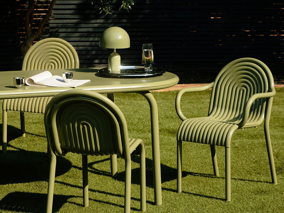 Tom Dixon. Groove Obround Table 185 / トム・ディクソン グルーヴ オブラウンドテーブル 185 （ガーデンファニチャー・屋外家具 > ガーデンテーブル・アウトドアテーブル） 8