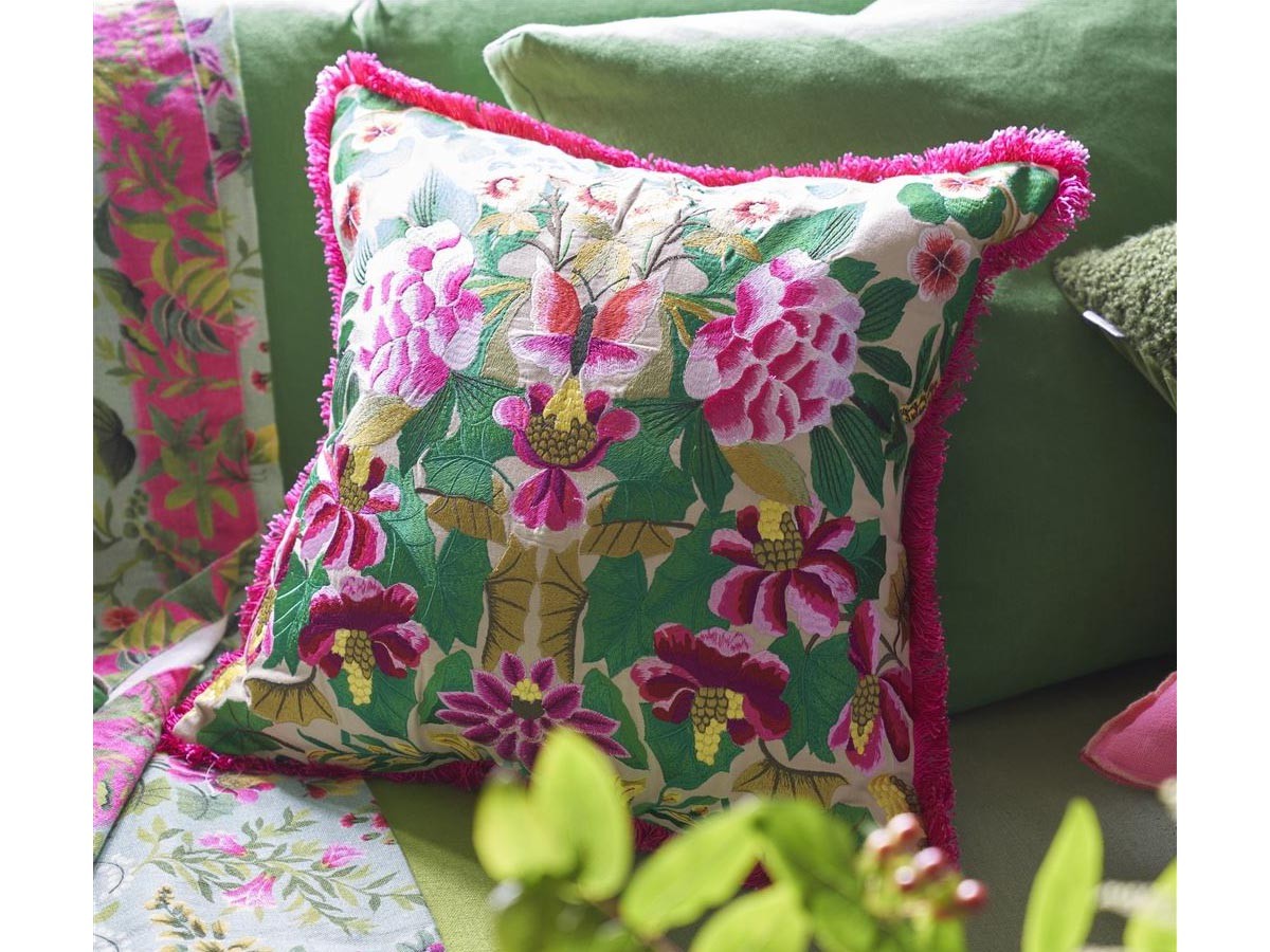 DESIGNERS GUILD Ikebana Damask Embroidered Cushion / デザイナーズギルド イケバナ ダマスク エンブロイダード クッション 50 × 50cm（フューシャ） （クッション > クッション・クッションカバー） 5