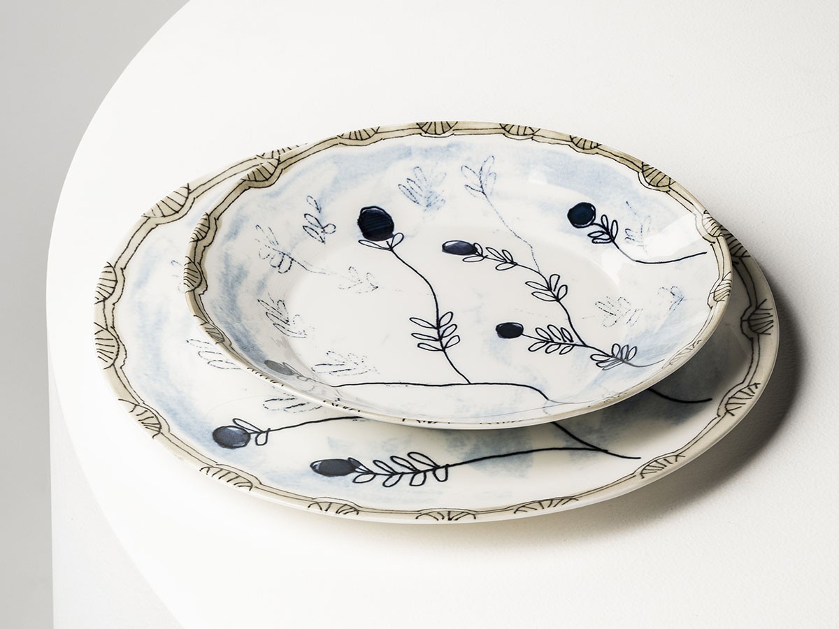 MIDNIGHT FLOWERS by MARNI
Deep Plate S Mirtillo Tea / ミッドナイトフラワーズ バイ マルニ
ディーププレート S ミルティッロティー 18cm （食器・テーブルウェア > お椀・ボウル） 6