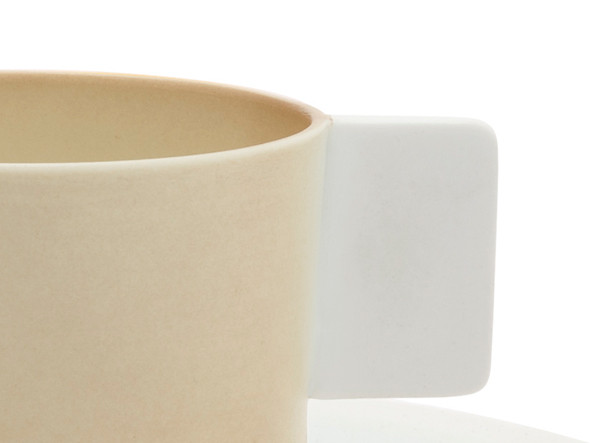 1616 / arita japan 1616 / S&B “Colour Porcelain”
S&B Coffee Cup & Saucer / イチロクイチロクアリタジャパン 1616 / S&B “カラーポーセリン”
S&B コーヒーカップ&ソーサー （食器・テーブルウェア > コーヒーカップ・ティーカップ） 5