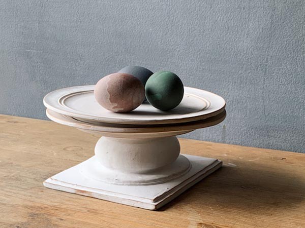 MISHIM POTTERY CREATION StiLL round plate L + stand / ミシンポタリークリエイション スティル ラウンドプレート L + スタンド（胡粉） （食器・テーブルウェア > 皿・プレート） 4