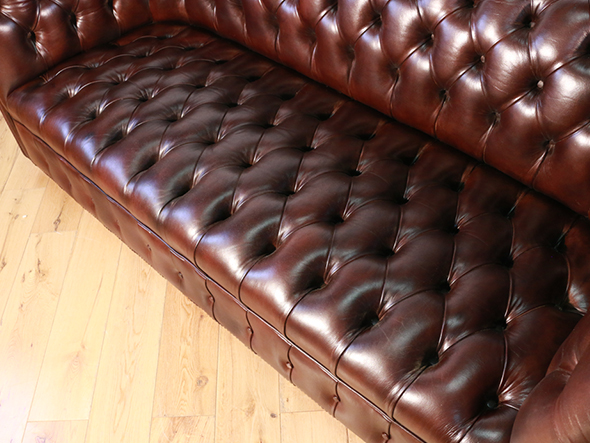 Reproduction Series
Chesterfield Sofa 3P Buttan Seat 7