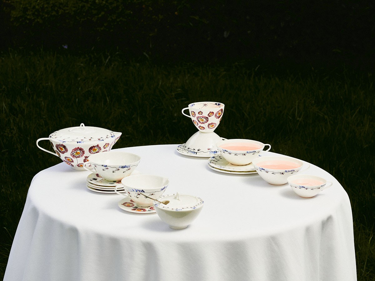 MIDNIGHT FLOWERS by MARNI
Jug Anemone Milk / ミッドナイトフラワーズ バイ マルニ
ジャグ アネモネミルク （食器・テーブルウェア > コーヒーカップ・ティーカップ） 4
