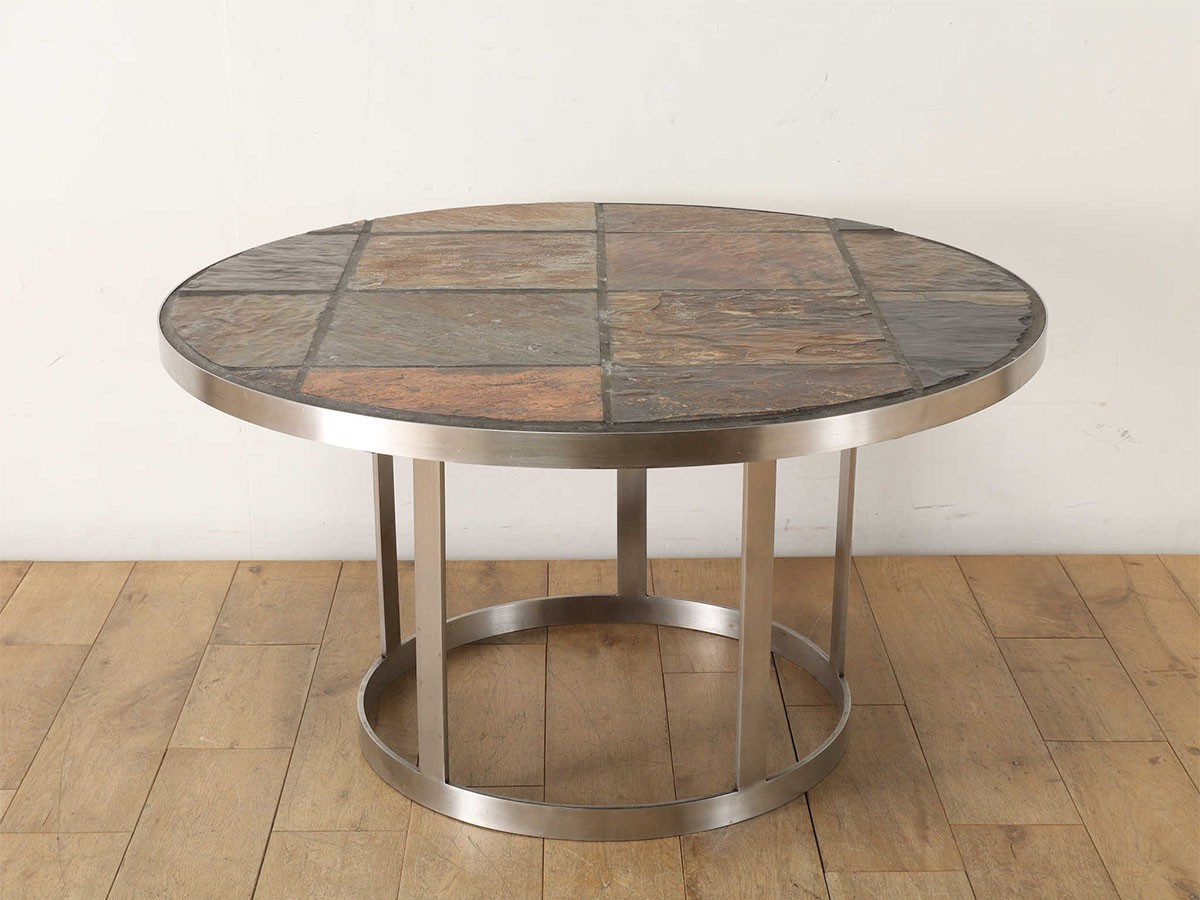 Lloyd's Antiques Real Antique
Tile Top Coffee Table / ロイズ・アンティークス デンマークアンティーク家具
タイルトップコーヒーテーブル QL008902 （テーブル > ローテーブル・リビングテーブル・座卓） 3