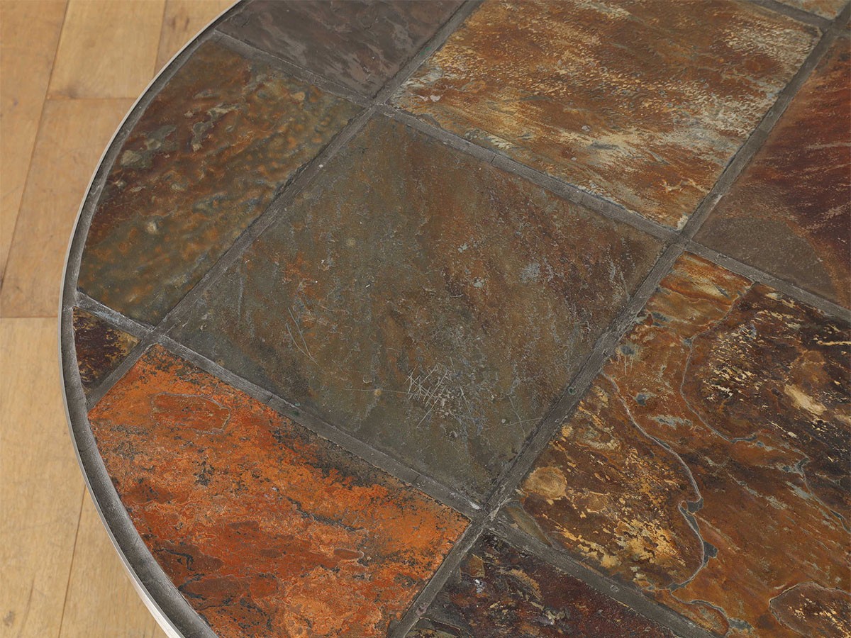 Lloyd's Antiques Real Antique
Tile Top Coffee Table / ロイズ・アンティークス デンマークアンティーク家具
タイルトップコーヒーテーブル QL008902 （テーブル > ローテーブル・リビングテーブル・座卓） 6