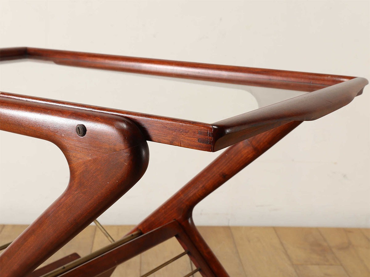 Lloyd's Antiques Real Antique
Cesare Lacca Italian Tea Cart / ロイズ・アンティークス イタリアアンティーク家具
チェーザレ ラッカ イタリアンティーカート （キッチン収納・食器棚 > キッチンワゴン） 8
