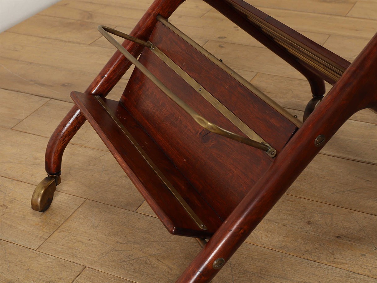 Lloyd's Antiques Real Antique
Cesare Lacca Italian Tea Cart / ロイズ・アンティークス イタリアアンティーク家具
チェーザレ ラッカ イタリアンティーカート （キッチン収納・食器棚 > キッチンワゴン） 11